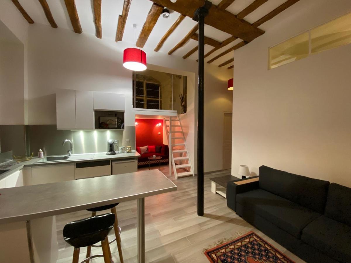 Le Gite De Lancelot Avec Balneo City Center Sens Exterior foto